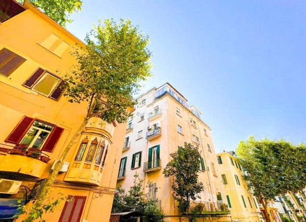 appartamento in vendita a Napoli in zona Vomero