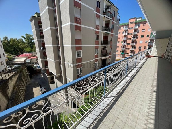 appartamento in vendita a Napoli in zona Fuorigrotta