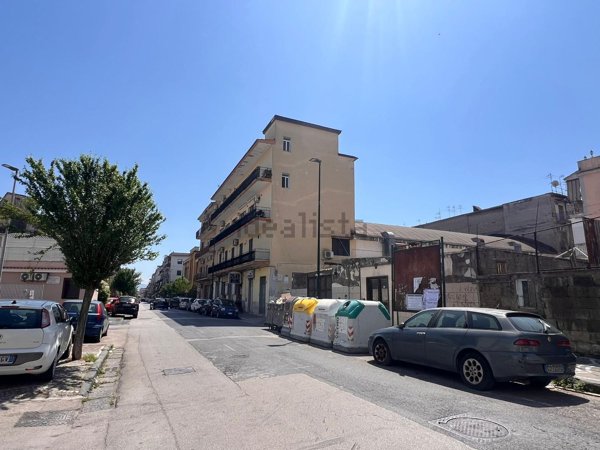 appartamento in vendita a Napoli in zona Miano