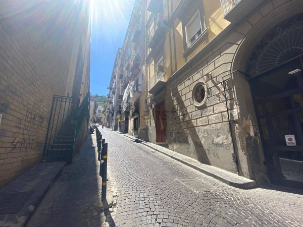 appartamento in vendita a Napoli