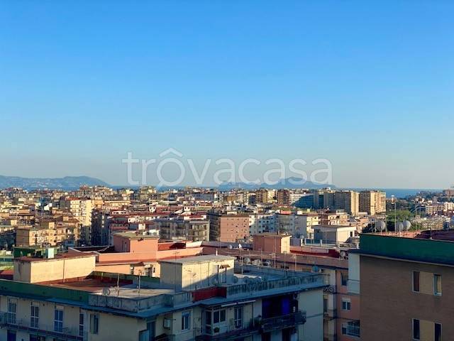 appartamento in vendita a Napoli in zona Arenella
