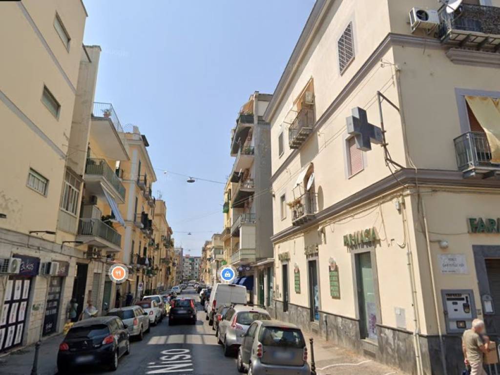 appartamento in vendita a Napoli in zona Bagnoli