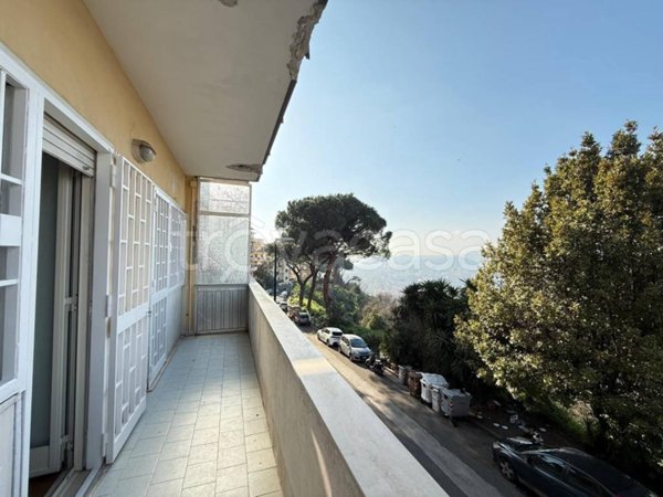 appartamento in vendita a Napoli in zona Posillipo
