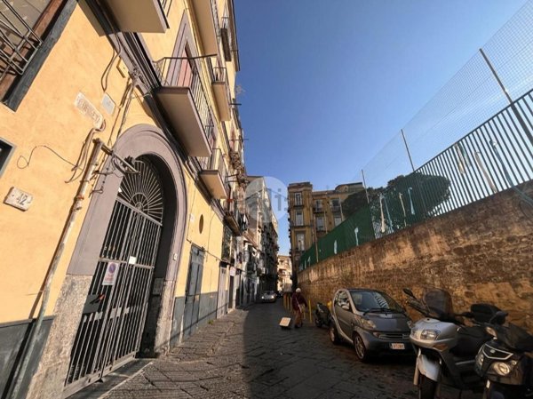 appartamento in vendita a Napoli in zona Capodimonte / Colli Aminei