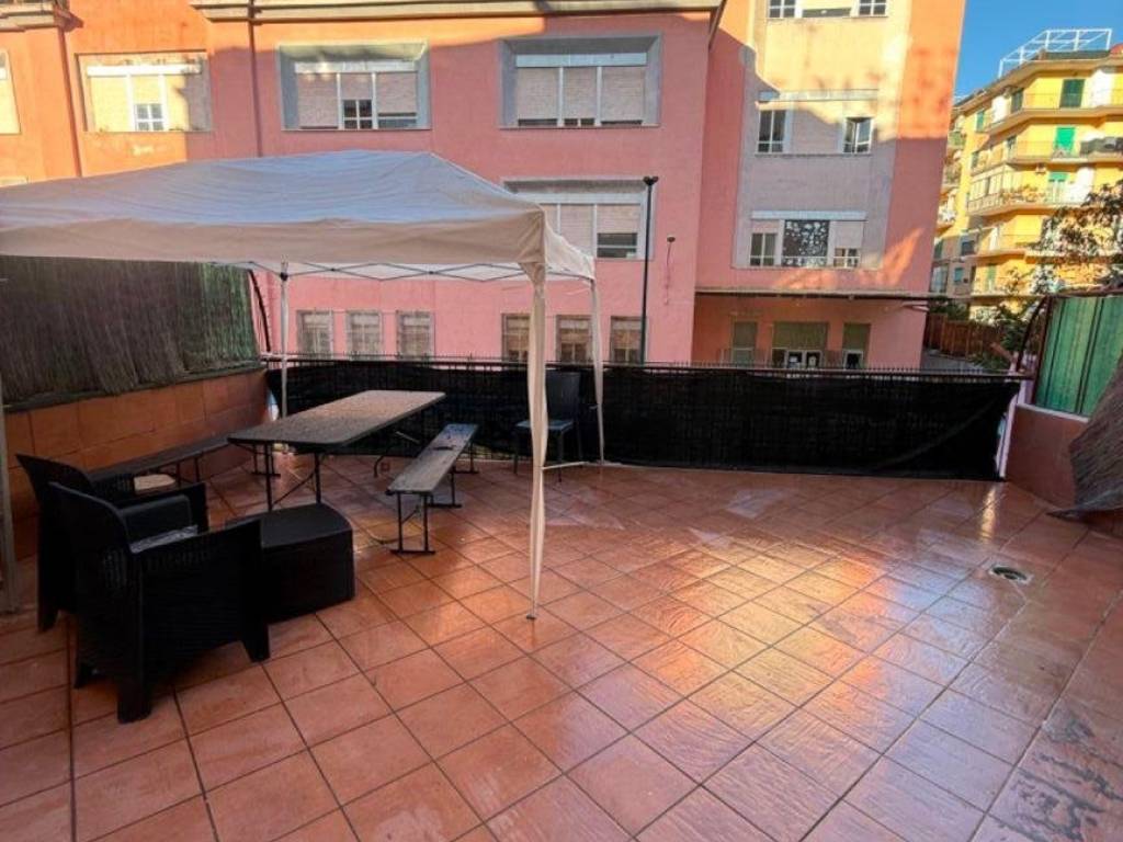 appartamento in vendita a Napoli in zona Arenella