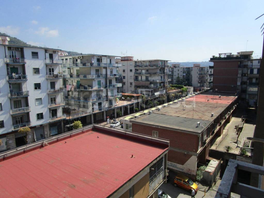 appartamento in vendita a Napoli in zona Soccavo