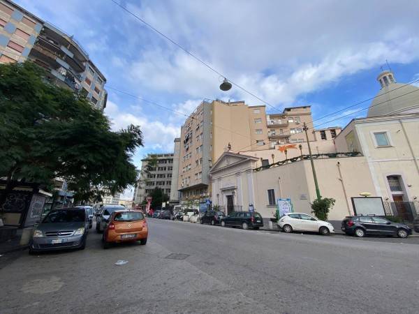 appartamento in vendita a Napoli in zona Pendino / San Giuseppe