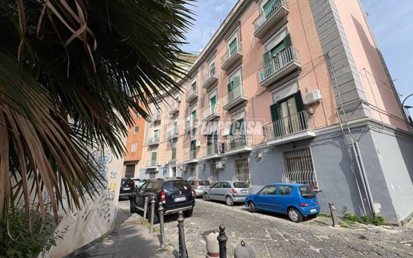 appartamento in vendita a Napoli in zona Arenella