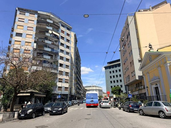 appartamento in vendita a Napoli in zona Zona Industriale-Ferrovia