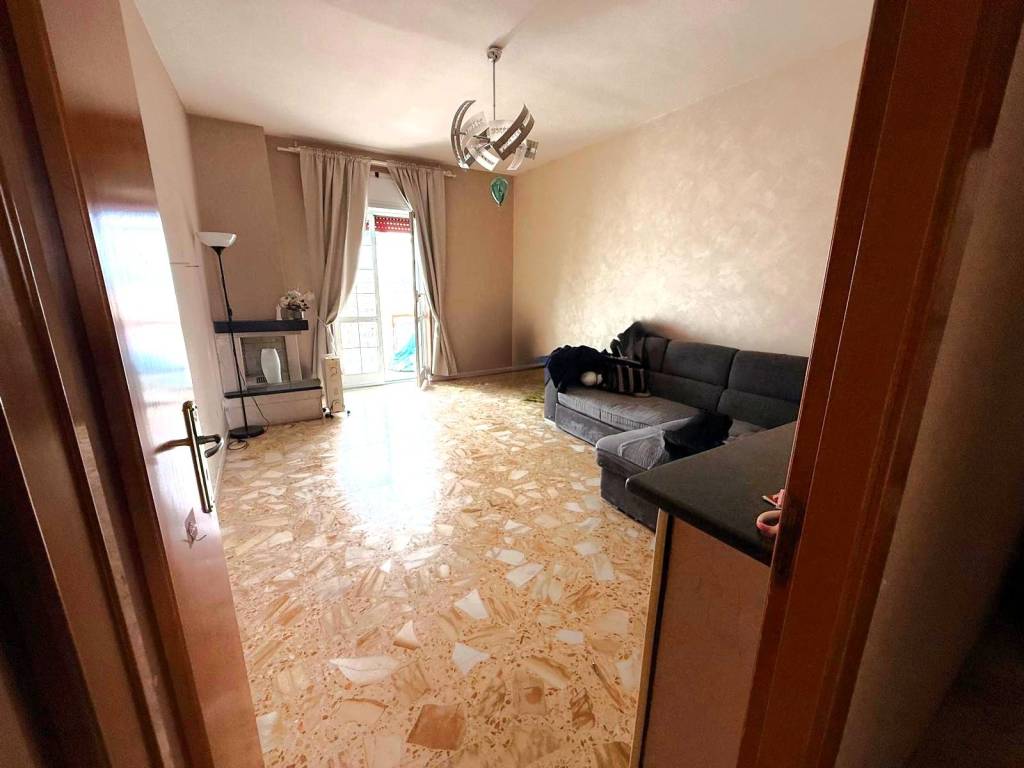 appartamento in vendita a Napoli in zona Capodichino