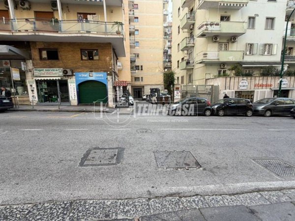 appartamento in vendita a Napoli in zona Arenella
