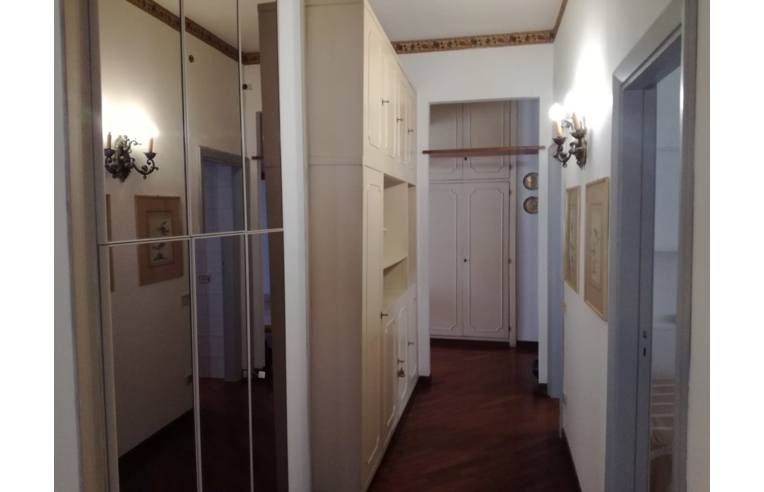 appartamento in vendita a Napoli in zona Chiaia