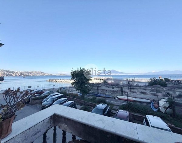 appartamento in vendita a Napoli in zona Posillipo