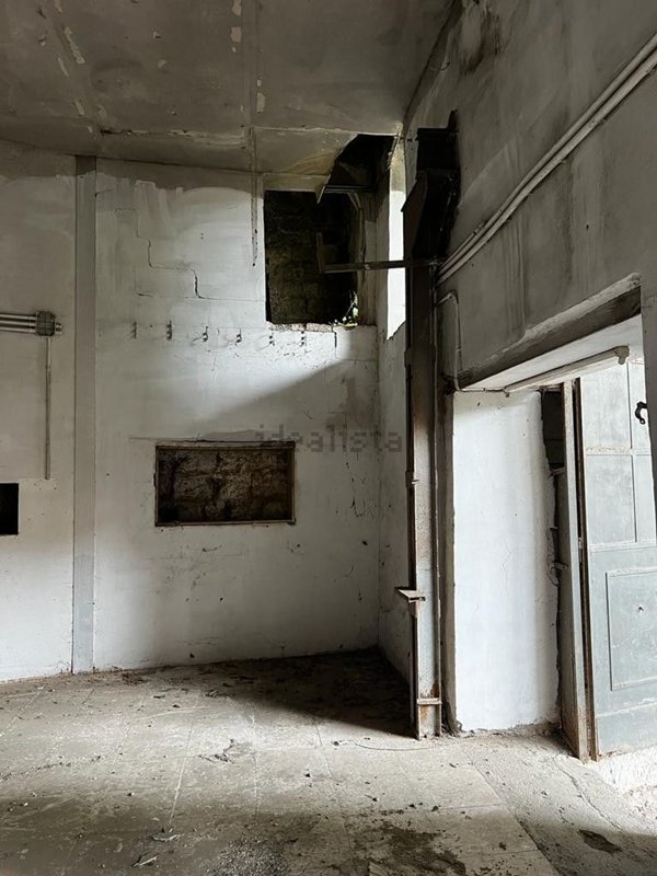 intera palazzina in vendita a Napoli