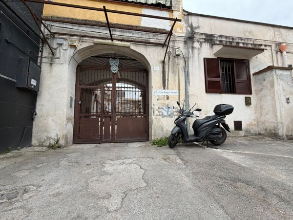 appartamento in vendita a Napoli in zona Secondigliano
