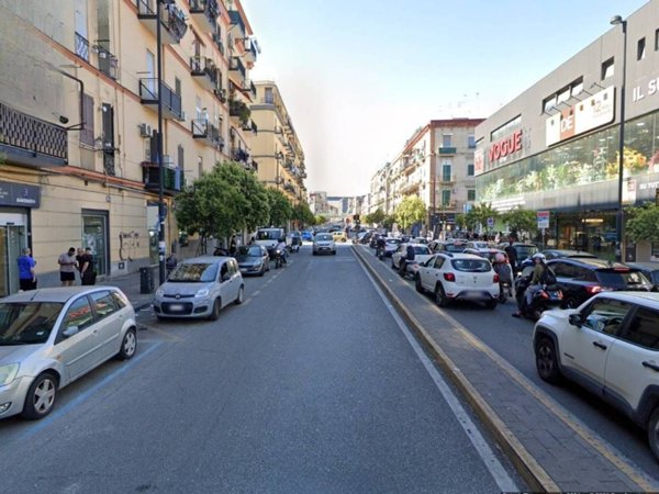 appartamento in vendita a Napoli in zona Vicaria