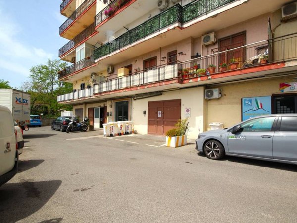 appartamento in vendita a Napoli in zona Pianura