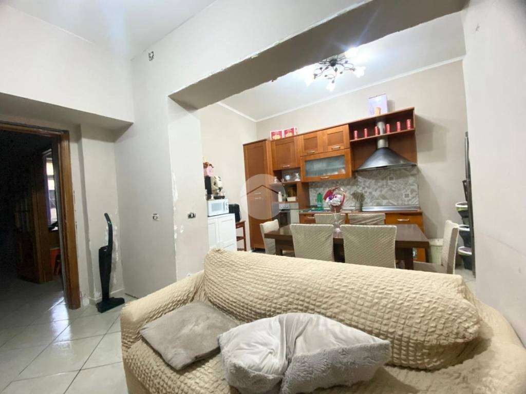 appartamento in vendita a Napoli in zona Secondigliano