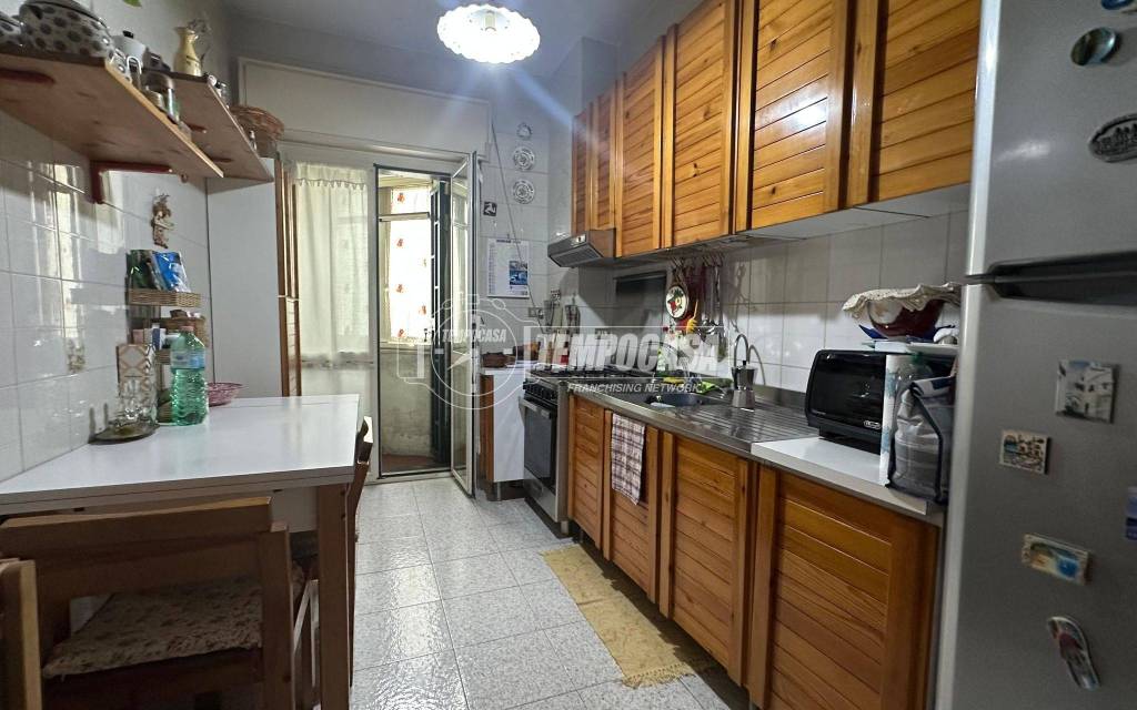 appartamento in vendita a Napoli in zona Fuorigrotta