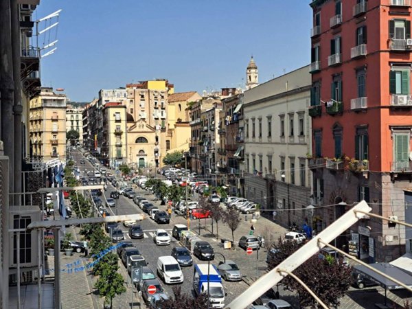 appartamento in vendita a Napoli