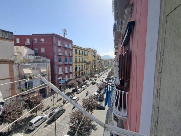 appartamento in vendita a Napoli in zona Mercato
