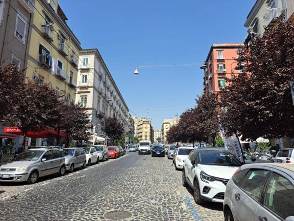 appartamento in vendita a Napoli