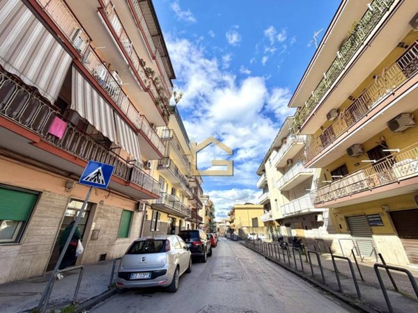 appartamento in vendita a Napoli in zona Piscinola