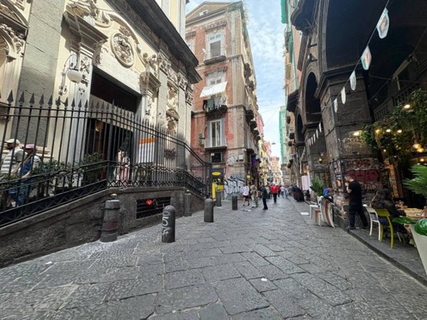 appartamento in vendita a Napoli