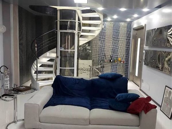 casa indipendente in vendita a Napoli in zona Soccavo