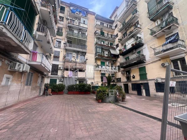 appartamento in vendita a Napoli in zona Piscinola