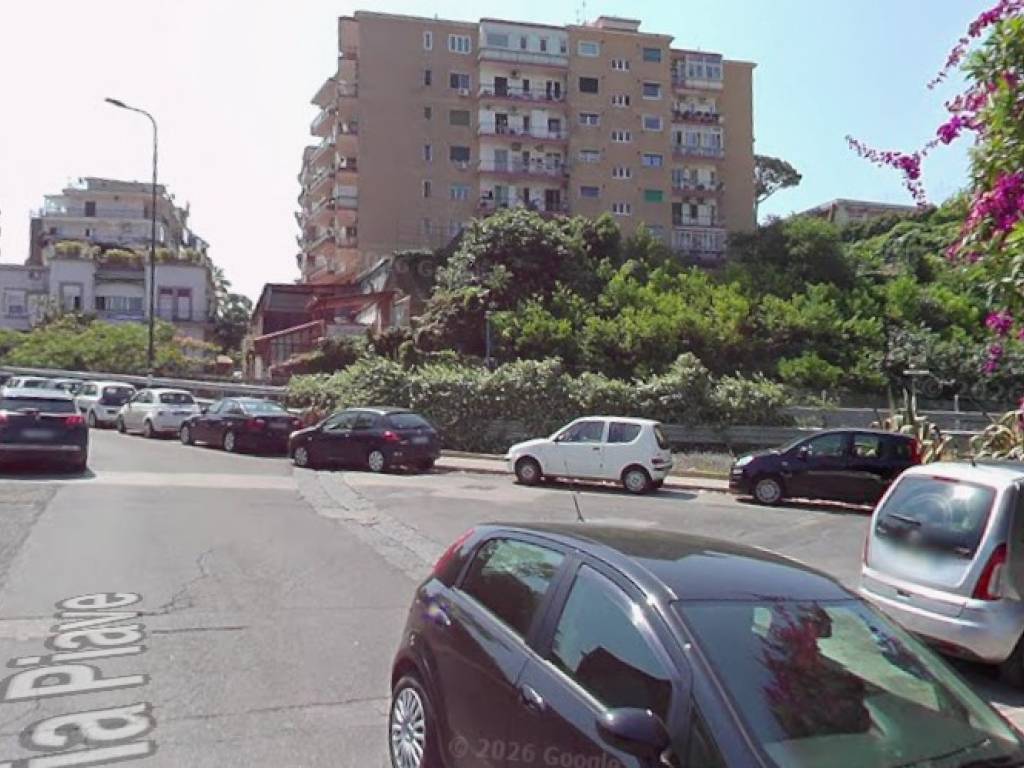 appartamento in vendita a Napoli in zona Soccavo