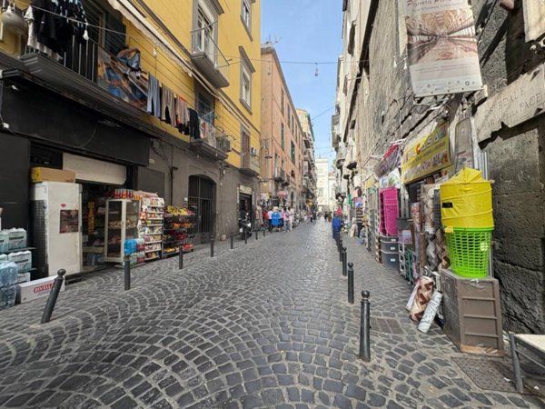 appartamento in vendita a Napoli