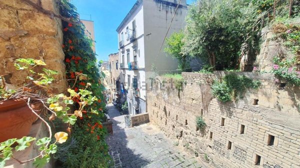 appartamento in vendita a Napoli in zona Vomero