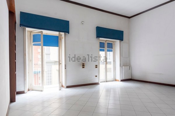 appartamento in vendita a Napoli in zona San Ferdinando