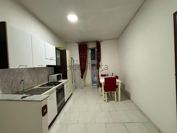 appartamento in vendita a Napoli in zona San Lorenzo