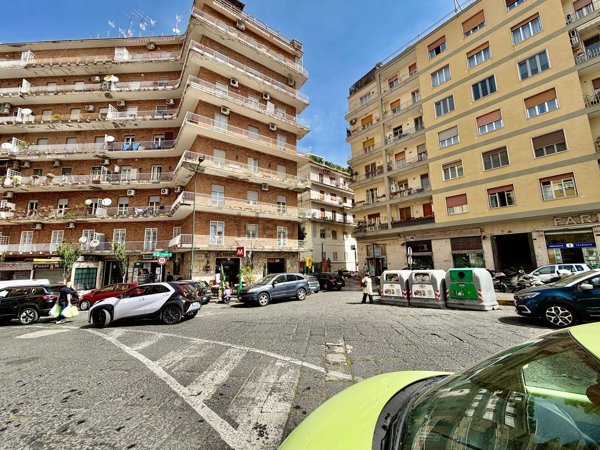 appartamento in vendita a Napoli in zona Arenella