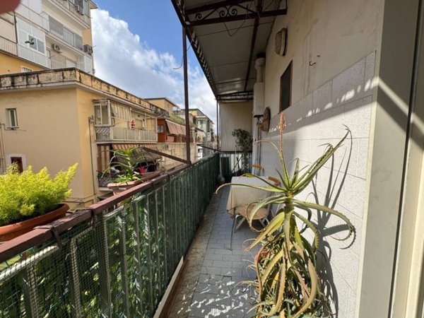 appartamento in vendita a Napoli in zona Pendino / San Giuseppe