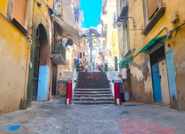 appartamento in vendita a Napoli