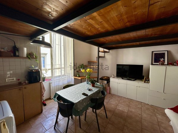appartamento in vendita a Napoli in zona San Lorenzo