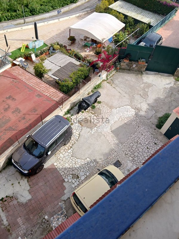 appartamento in vendita a Napoli in zona Posillipo