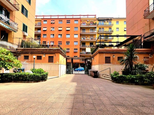 appartamento in vendita a Napoli in zona Vomero