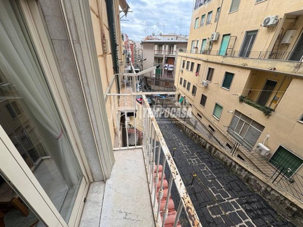appartamento in vendita a Napoli in zona Arenella