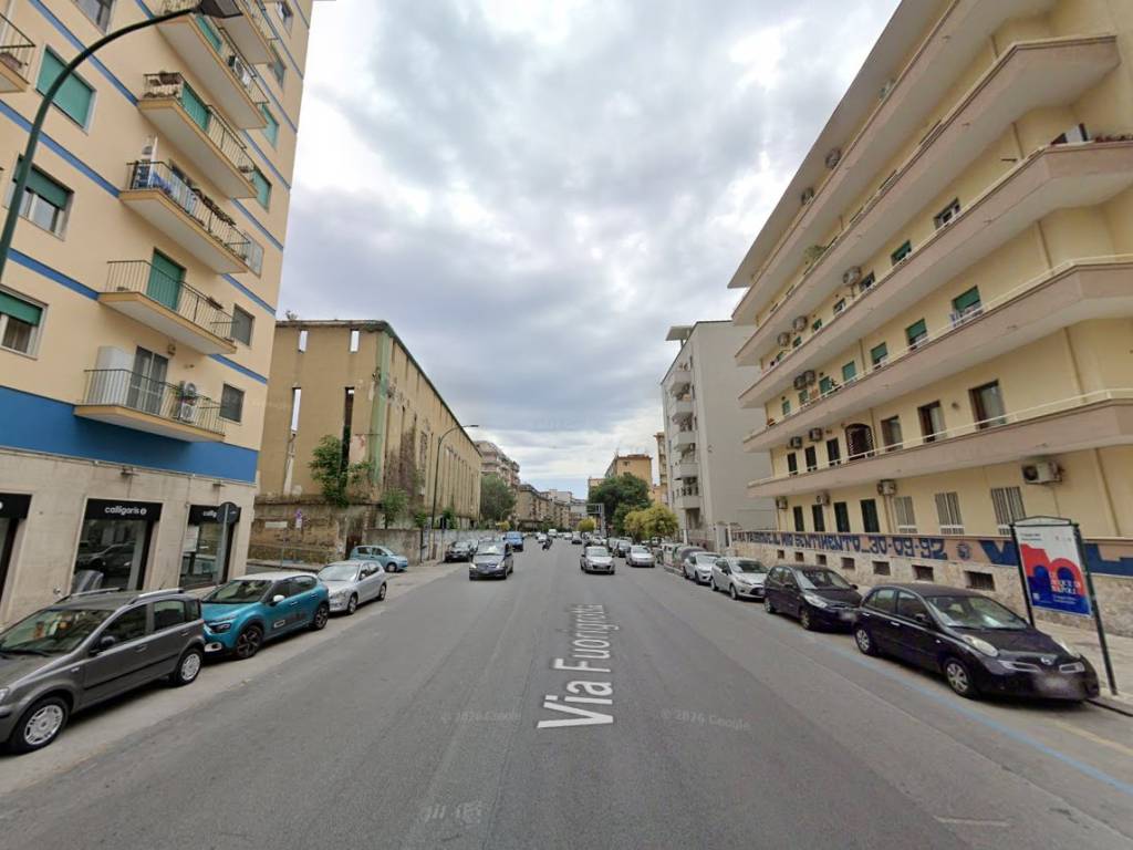 appartamento in vendita a Napoli in zona Fuorigrotta