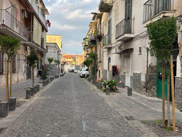 appartamento in vendita a Napoli in zona Secondigliano