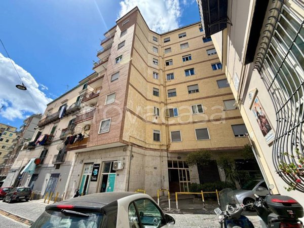 appartamento in vendita a Napoli in zona Stella