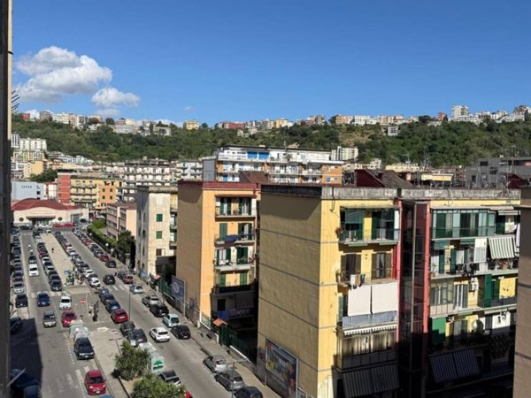 appartamento in vendita a Napoli in zona Fuorigrotta
