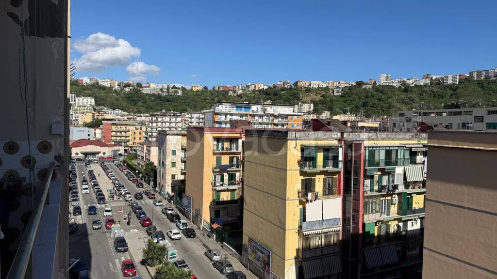 appartamento in vendita a Napoli in zona Fuorigrotta