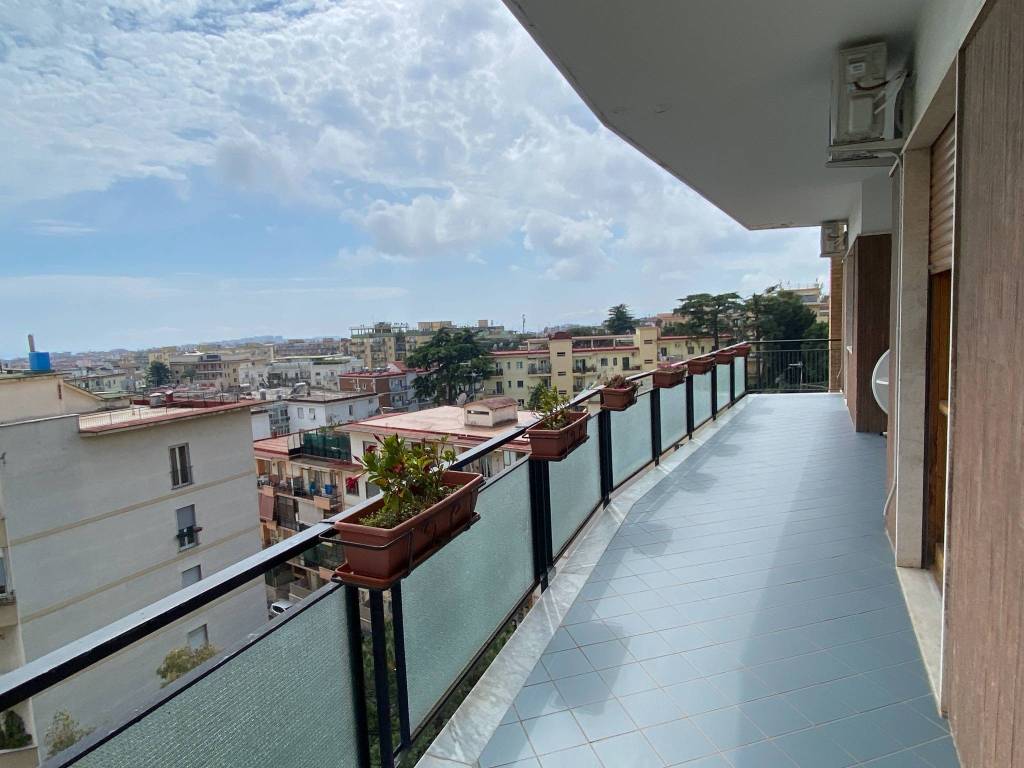 appartamento in vendita a Napoli in zona Arenella