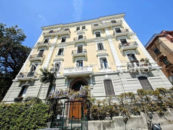 appartamento in vendita a Napoli in zona Vomero