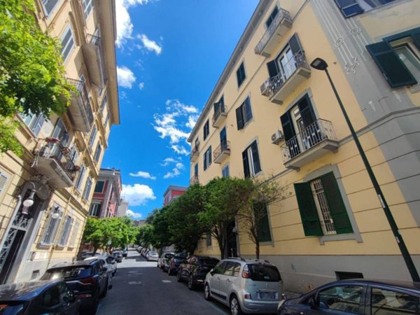 appartamento in vendita a Napoli in zona Mercato